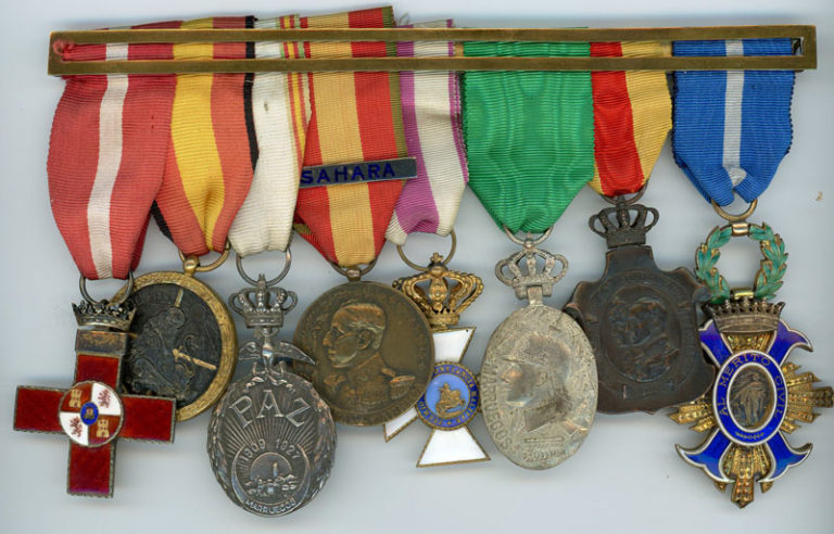 Spain. Mounted group of 8 medals – Floyd's Medals